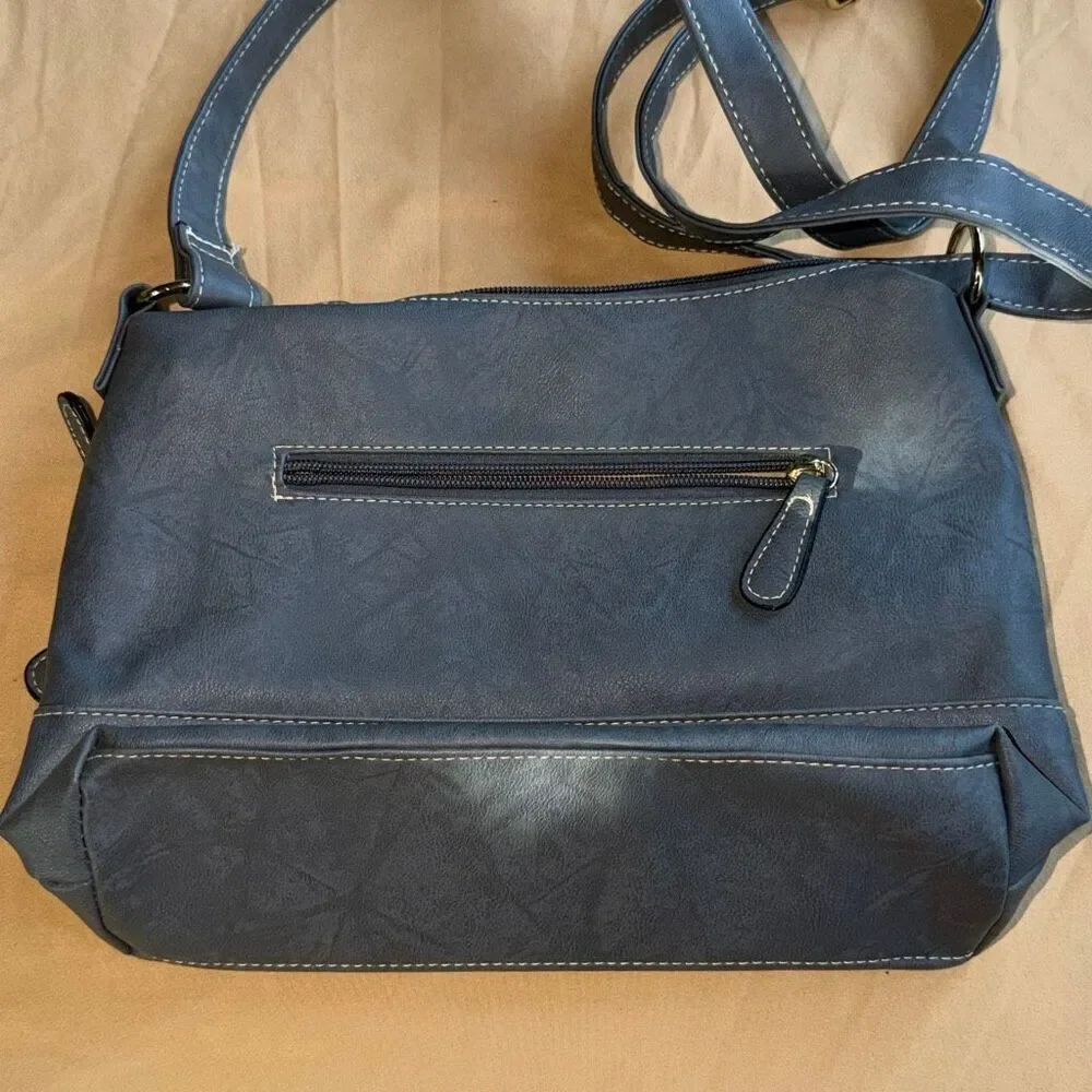 Stone Mountain Crunch Leather Irene Hobo Purse Grey NWT